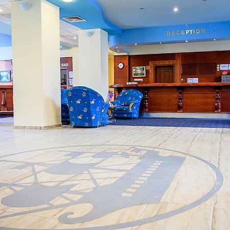 Hotel Fregata 克兰内沃 外观 照片