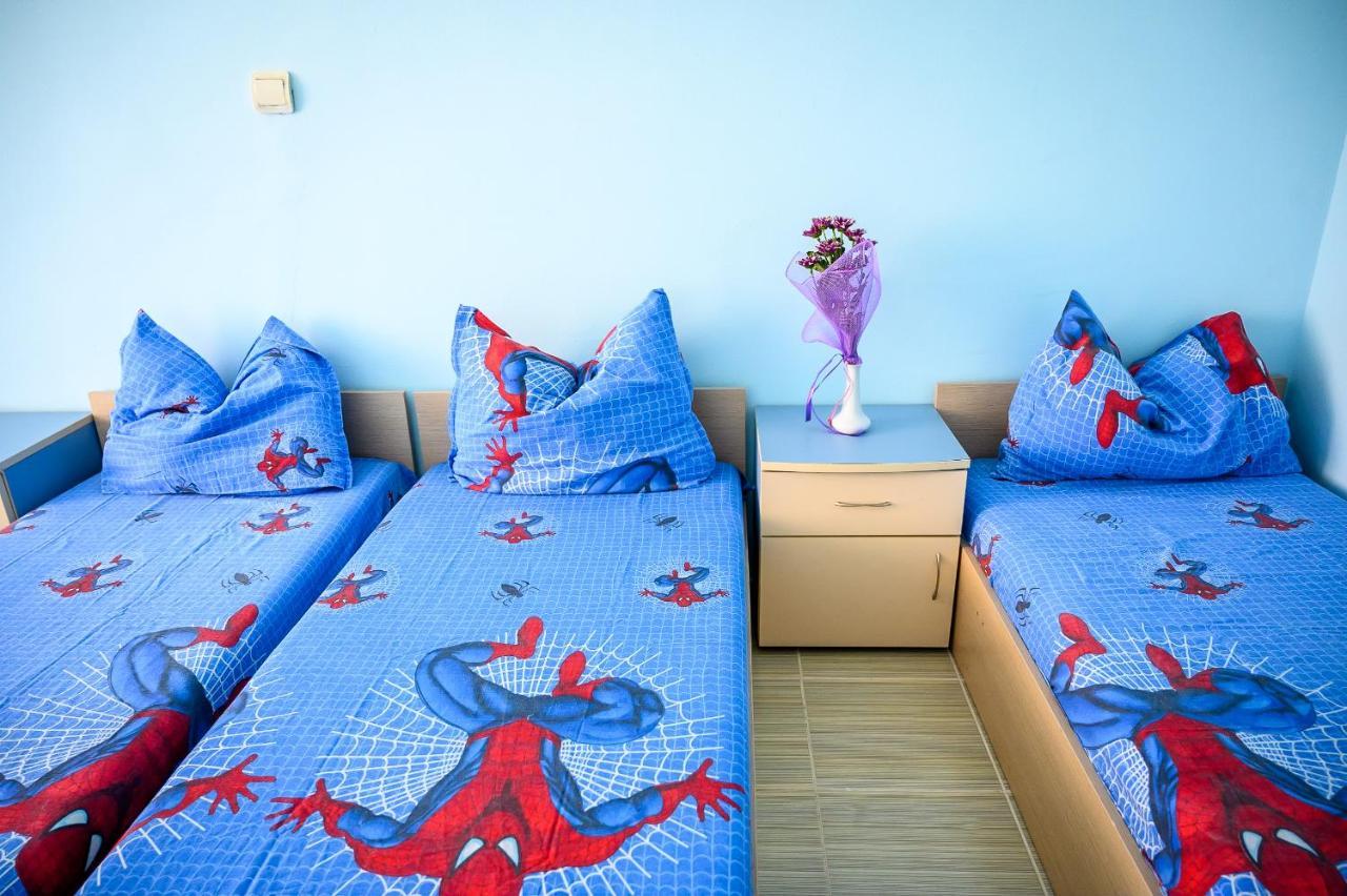 Hotel Fregata 克兰内沃 外观 照片