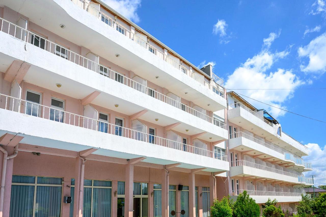Hotel Fregata 克兰内沃 外观 照片