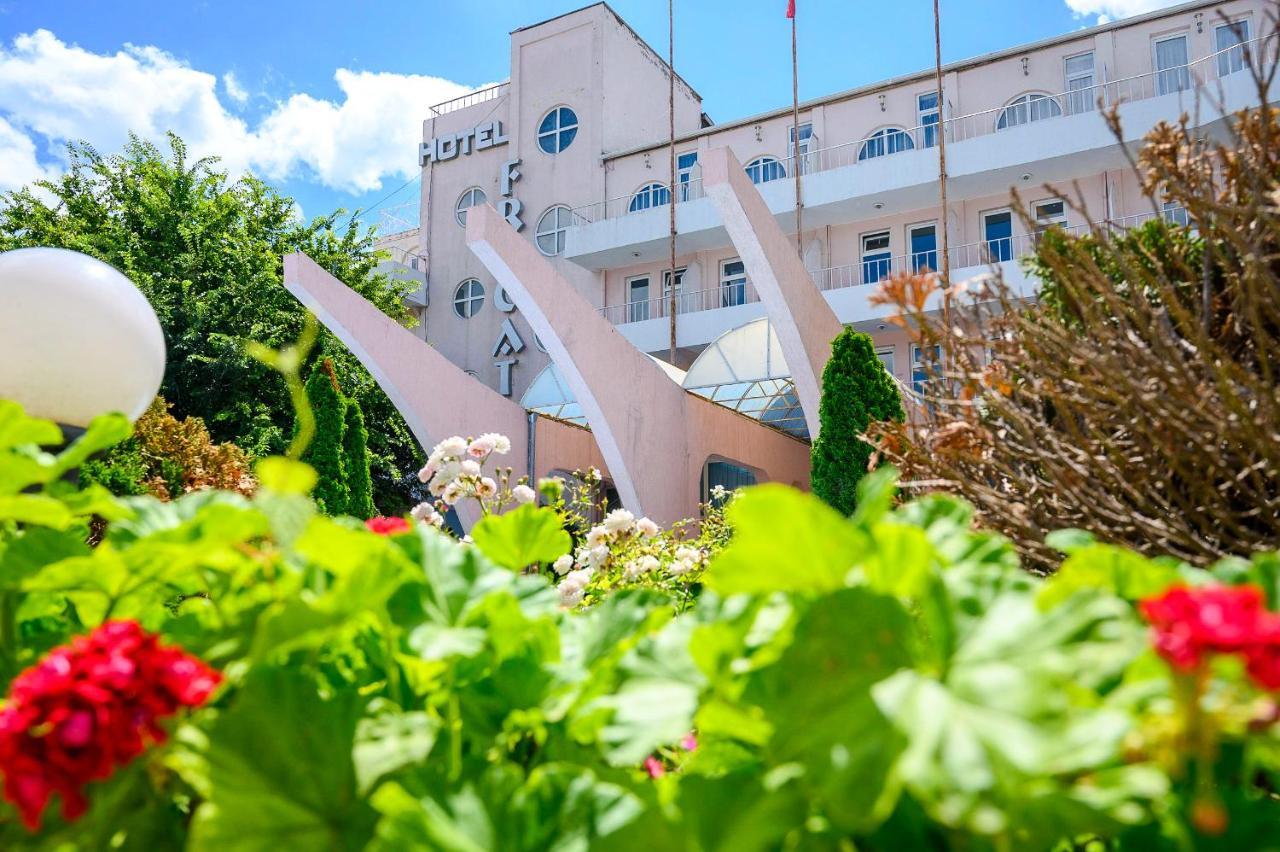 Hotel Fregata 克兰内沃 外观 照片