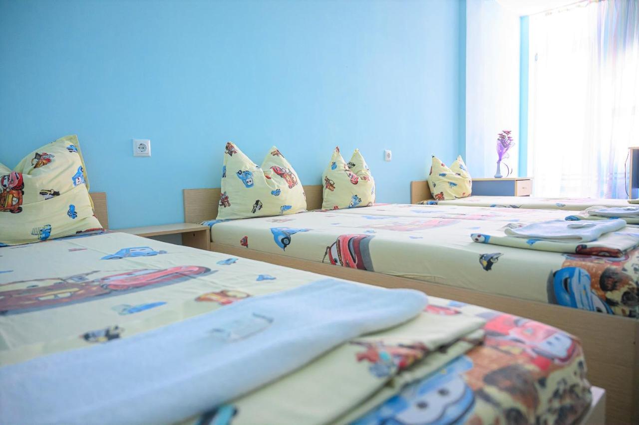Hotel Fregata 克兰内沃 外观 照片